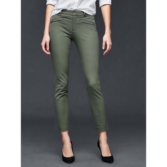 GAP Pants - EUC‼️GAP GREEN SKINNY CROP ANKLE PANTS SIZE: 4